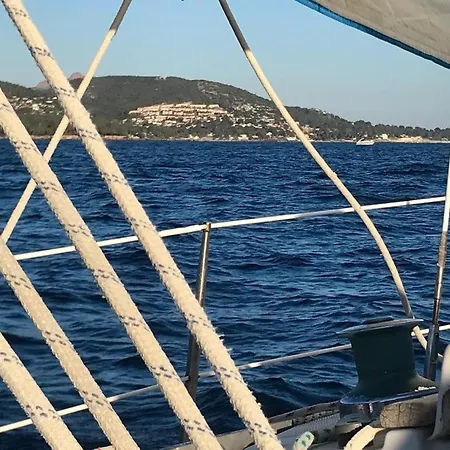 Petit Mazet Vue Extraordinaire Et Proximite Plages Saint-Raphael (Var)